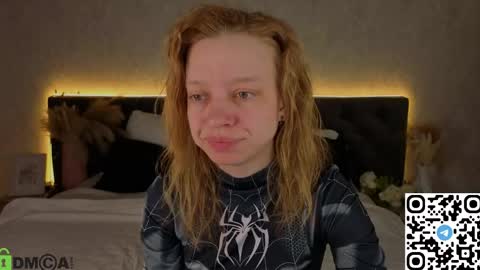 Lissa online show from April 19, 1:27 am