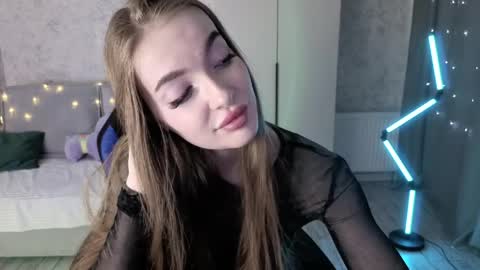 Lissa online show from April 19, 4:12 am