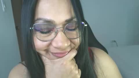 Lissafeethot online show from November 12, 9:13 pm