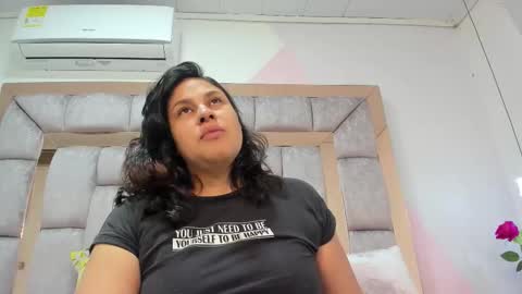 lissaharris online show from March 12, 3:58 pm