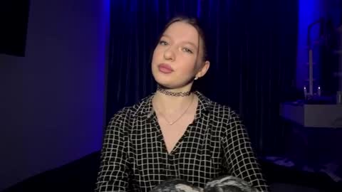 Eva online show from April 1, 4:48 pm