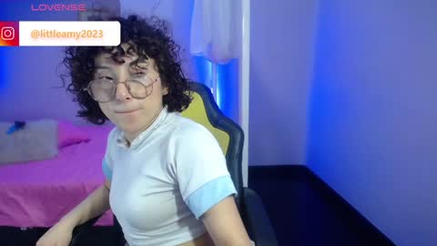 Snapshot of little__amy_ chatting on January 3, 11:25 am AMY online show from January 3, 11:25 am