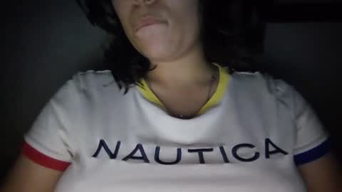 Snapshot of little_anef chatting on December 30, 5:48 am little_anef online show from December 30, 5:48 am