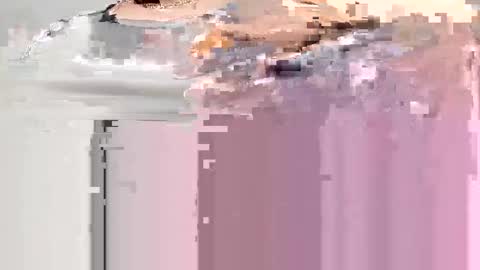 Snapshot of little_anef chatting on February 12, 5:47 am little_anef online show from February 12, 5:47 am