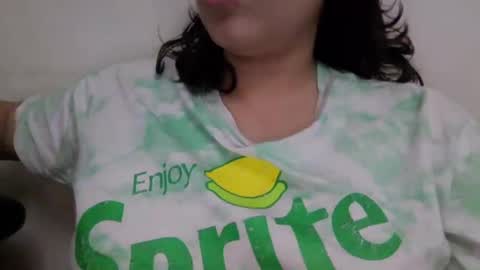 Snapshot of little_anef chatting on January 25, 5:18 am little_anef online show from January 25, 5:18 am