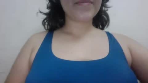 Snapshot of little_anef chatting on January 15, 3:00 am little_anef online show from January 15, 3:00 am