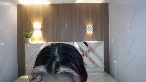 Cherri online show from November 19, 9:15 pm