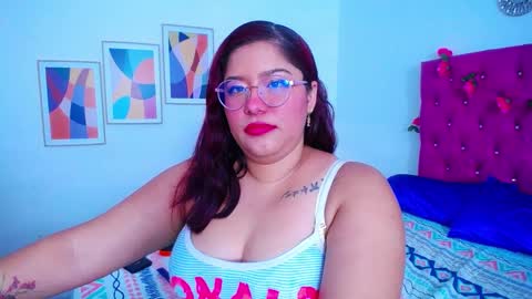 Snapshot of little_flower4you chatting on December 21, 6:44 pm mai rojas online show from December 21, 6:44 pm