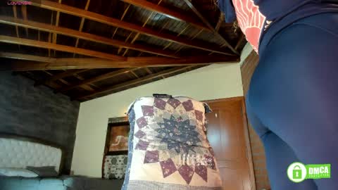 Izzi online show from April 6, 10:22 pm