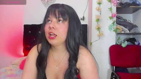 Snapshot of little_tifanny82 chatting on February 23, 12:47 am Tifanny online show from February 23, 12:47 am