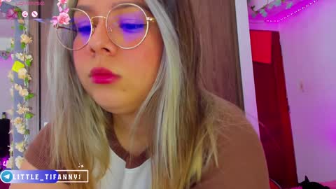 Snapshot of little_tifanny82 chatting on January 11, 12:44 am Tifanny online show from January 11, 12:44 am