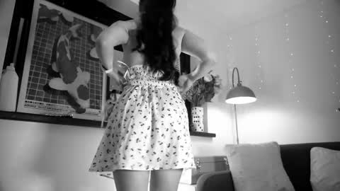 Emily Hill online show from April 27, 8:28 pm