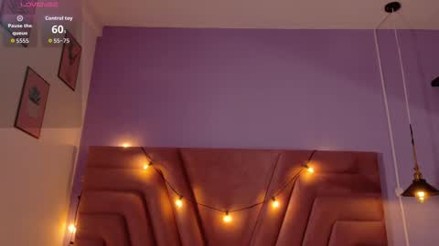 Tania  online show from December 1, 7:49 pm