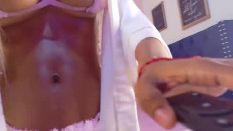 Tania  online show from April 22, 2:52 am