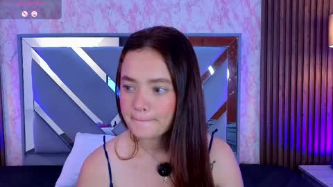 Sara online show from June 2, 11:33 am