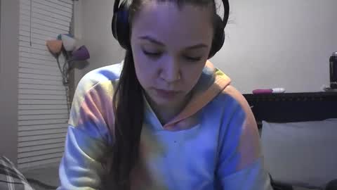 Jessie online show from December 8, 7:05 am