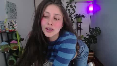 Snapshot of littlelaksmi chatting on September 15, 9:11 pm Laksmi online show from September 15, 9:11 pm