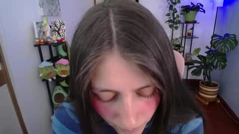 Snapshot of littlelaksmi chatting on September 24, 9:47 pm Laksmi online show from September 24, 9:47 pm
