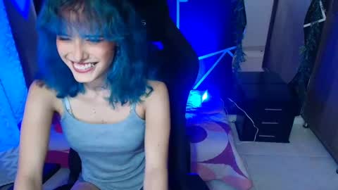 LAUREN online show from October 1, 3:33 am