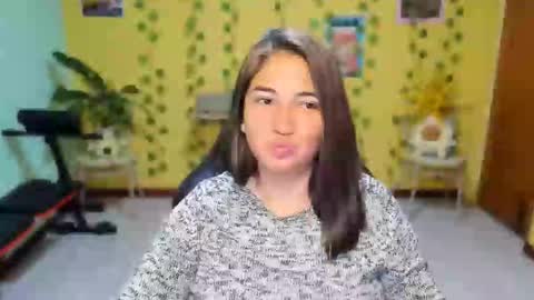 Mia  online show from March 8, 4:38 am