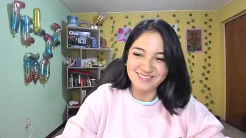 Mia  online show from December 9, 1:18 am