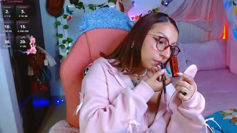 Ruby Rouse online show from July 2, 9:37 am