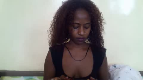 littlesandie online show from January 8, 6:17 am