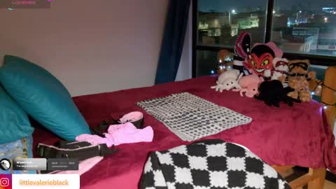 Valerie  online show from April 24, 3:20 am