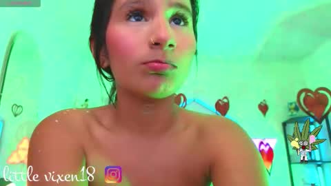 littlevixen18 online show from March 12, 3:58 pm