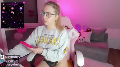 livewithlucy online show from November 8, 10:53 am