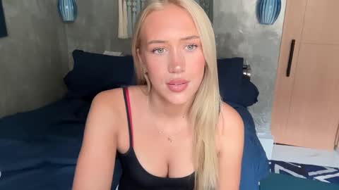 olivia online show from March 4, 3:24 am