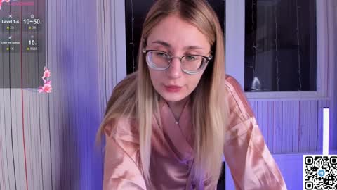 My name is Livy Nice to meet you  Thumbs up please its important online show from January 20, 3:18 pm