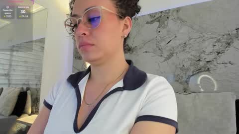 Liz  online show from December 15, 11:37 am