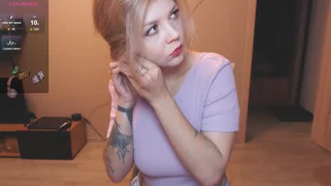 Liza Wet online show from November 9, 1:45 am