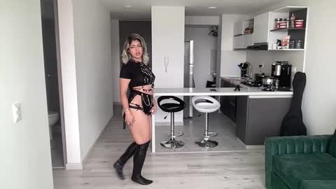 Lizeth online show from November 4, 2:44 pm