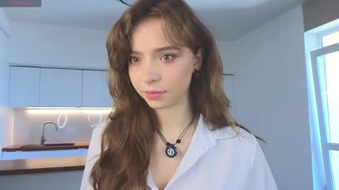 Hello there im Amelia Im new here Lets have fun online show from April 25, 3:31 am