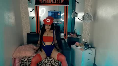 Snapshot of lizha_milf chatting on October 9, 5:50 pm Lizha online show from October 9, 5:50 pm