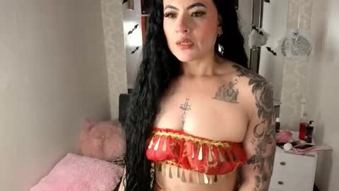 Snapshot of lizha_milf chatting on October 11, 7:05 pm Lizha online show from October 11, 7:05 pm