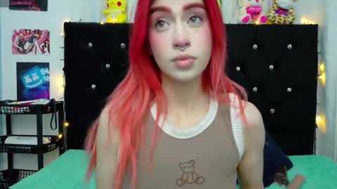 Snapshot of lizz_bela1 chatting on September 27, 11:34 pm Lizz online show from September 27, 11:34 pm