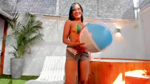 Lizza  online show from April 24, 1:47 pm