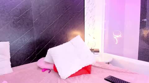 I am Lizz online show from October 11, 12:41 pm