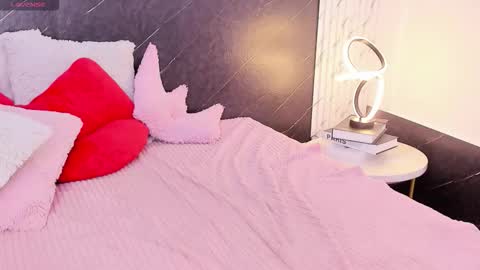 I am Lizz online show from February 18, 12:37 pm