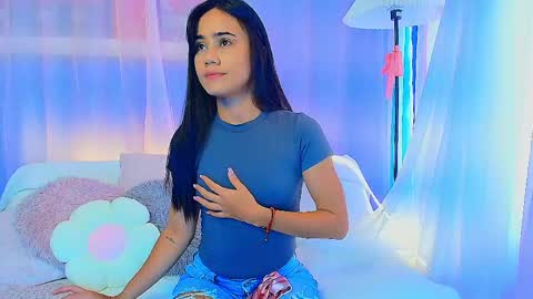 lizzy_kane online show from April 25, 8:17 pm