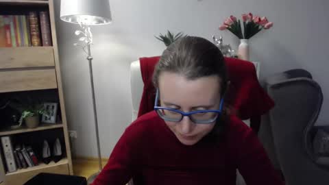 Lizzy online show from March 16, 5:44 am