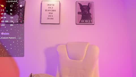 lizzyponcee online show from November 29, 11:58 am