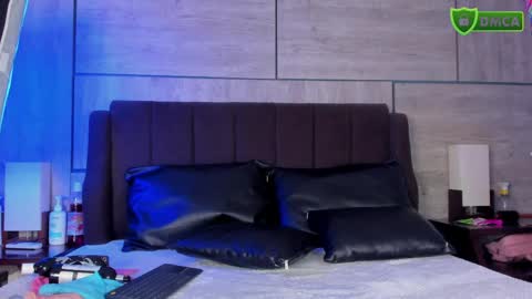 LizzySato online show from April 25, 6:49 pm