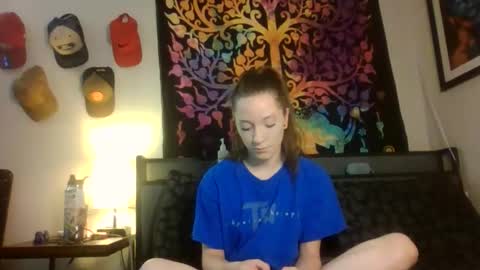 Lizzie Vonn online show from March 6, 1:34 am