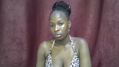 lola_beib online show from June 3, 3:17 pm