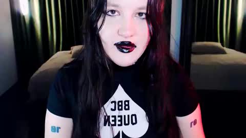 Snapshot of lola_chi chatting on October 14, 3:20 am Lola Chi online show from October 14, 3:20 am