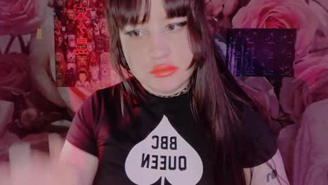 Snapshot of lola_chi chatting on February 1, 11:48 pm Lola Chi online show from February 1, 11:48 pm